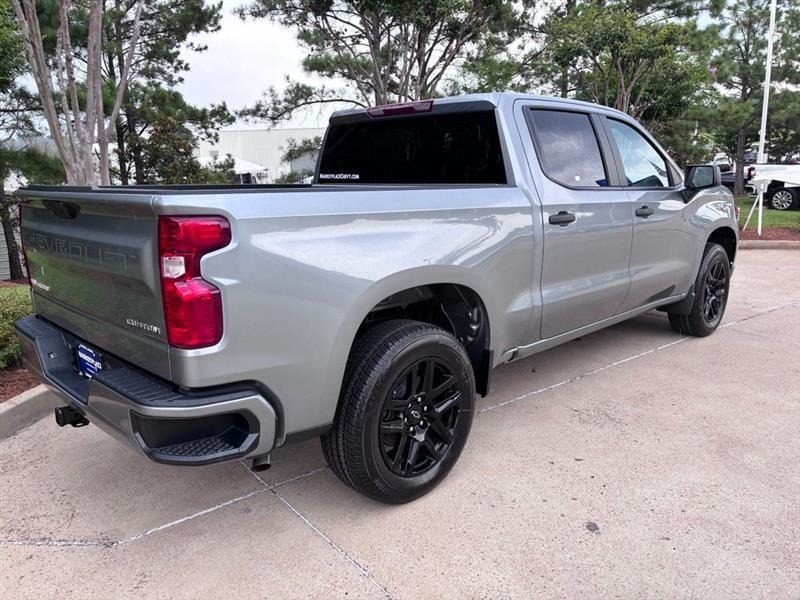 Chevrolet Silverado 1500 Custom Crew Cab 2WD 2026