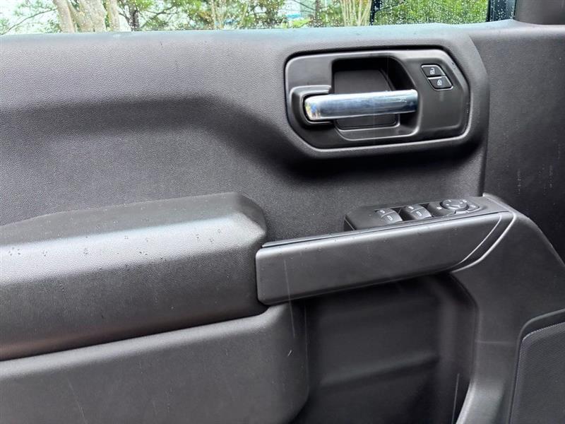 Chevrolet Silverado 1500 Custom Crew Cab 2WD 2026