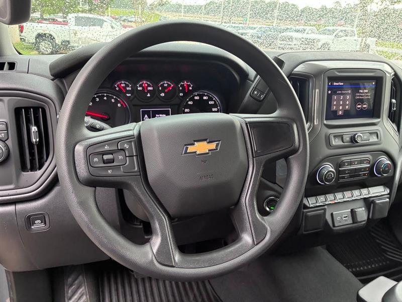 Chevrolet Silverado 1500 Custom Crew Cab 2WD 2026