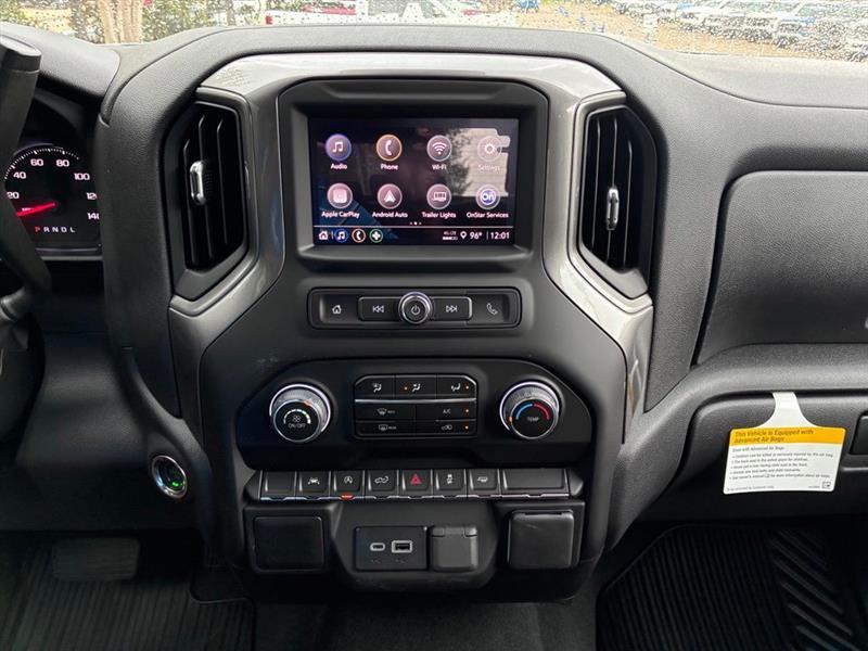 Chevrolet Silverado 1500 Custom Crew Cab 2WD 2026
