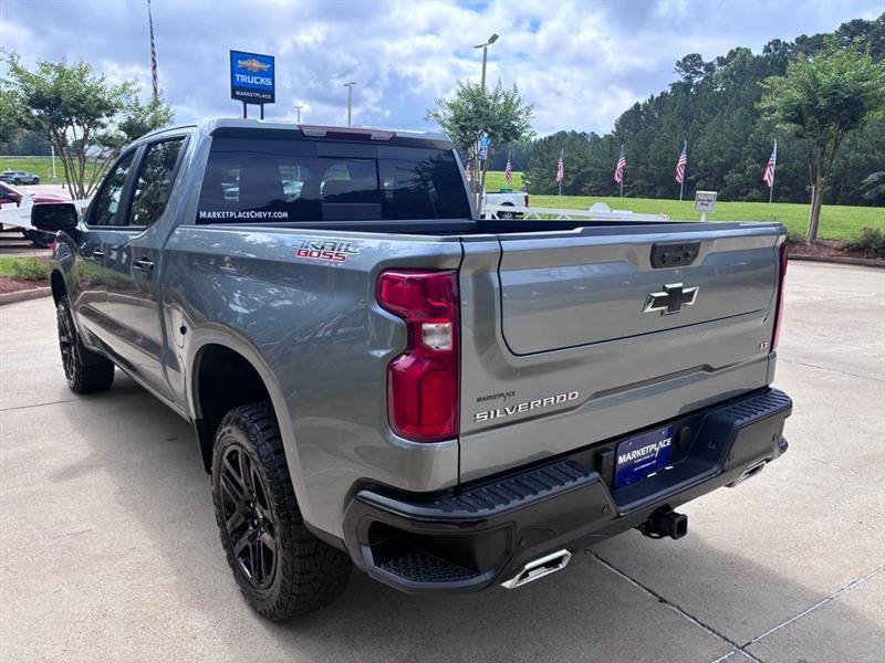 Chevrolet Silverado 1500 Trail Boss LT Crew Cab 4WD 2026