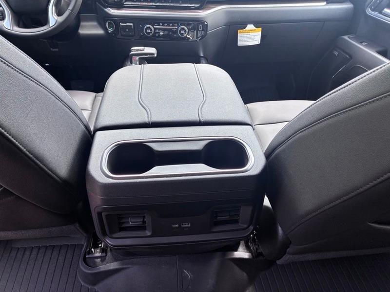 Chevrolet Silverado 1500 Trail Boss LT Crew Cab 4WD 2026