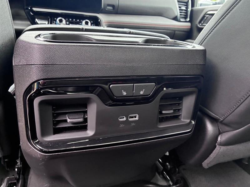 GMC Sierra 2500HD AT4 Crew Cab 4WD 2025