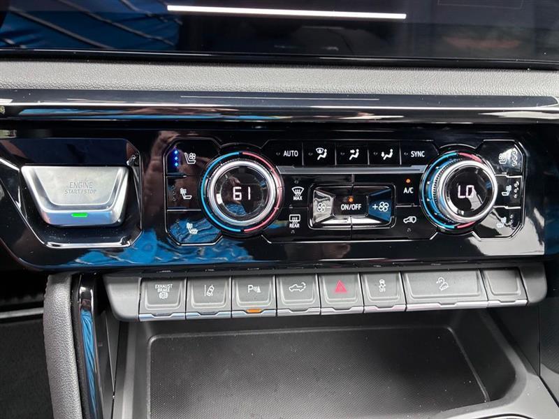 GMC Sierra 2500HD AT4 Crew Cab 4WD 2025