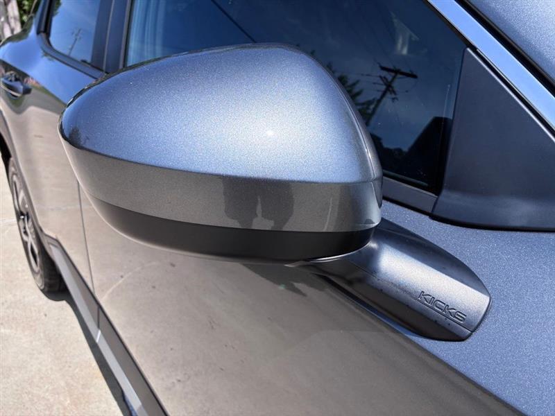 Nissan Kicks SV 2025