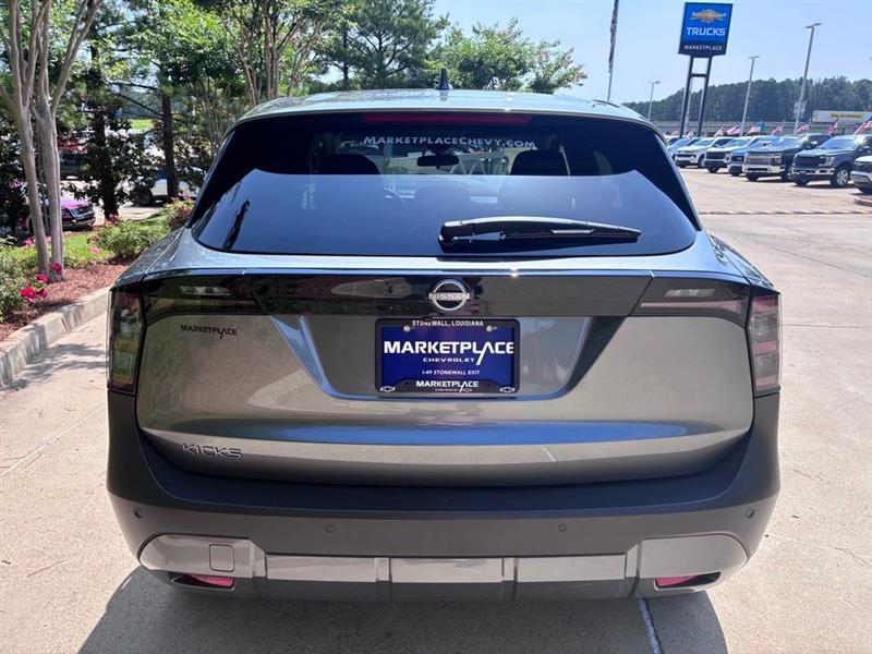 Nissan Kicks SV 2025