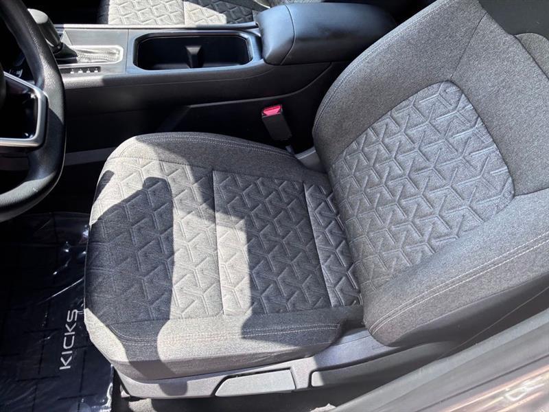 Nissan Kicks SV 2025
