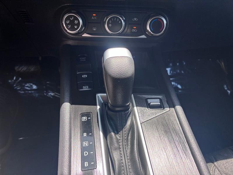 Nissan Kicks SV 2025