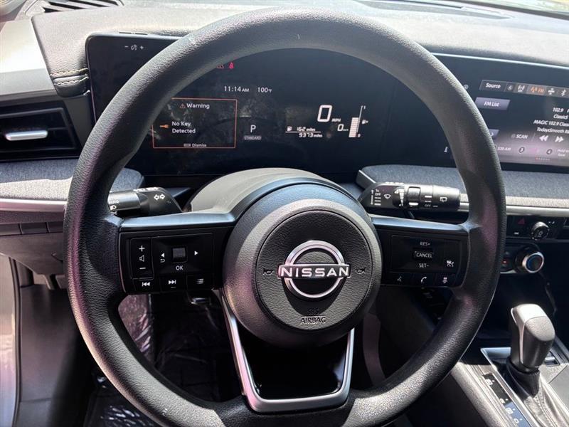 Nissan Kicks SV 2025
