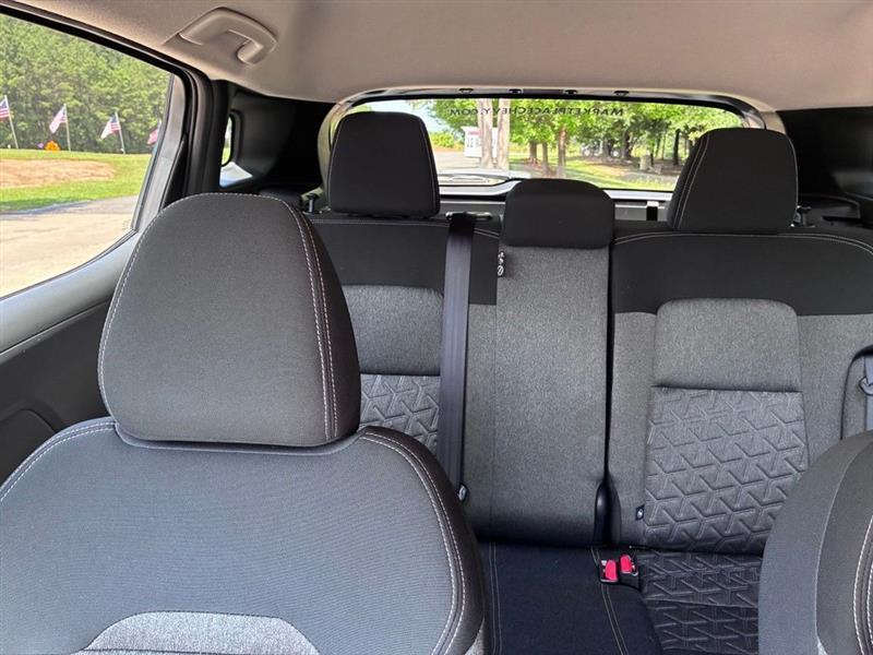 Nissan Kicks SV 2025