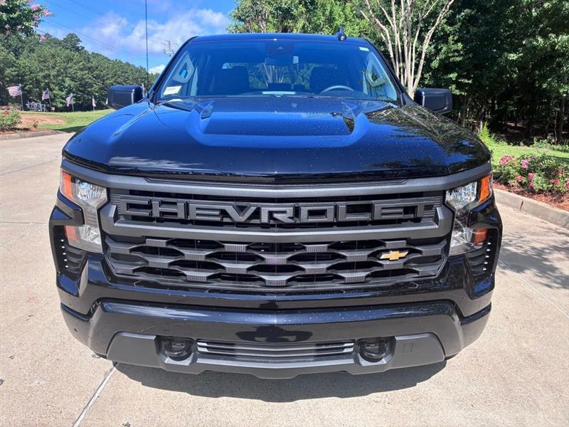 Chevrolet Silverado 1500 Custom Crew Cab 2WD 2026