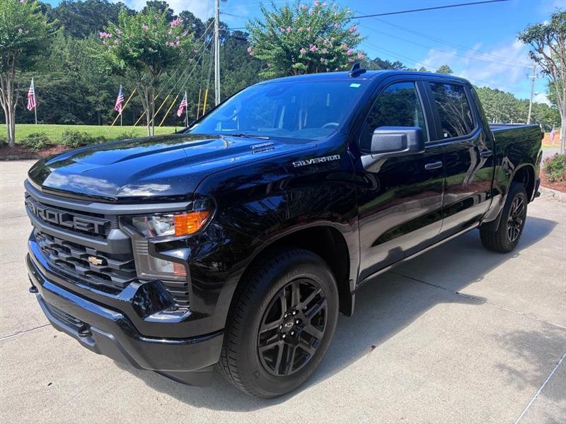 Chevrolet Silverado 1500 Custom Crew Cab 2WD 2026