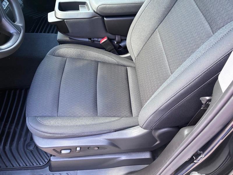 Chevrolet Silverado 1500 Custom Crew Cab 2WD 2026