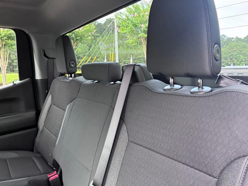 Chevrolet Silverado 1500 Custom Crew Cab 2WD 2026