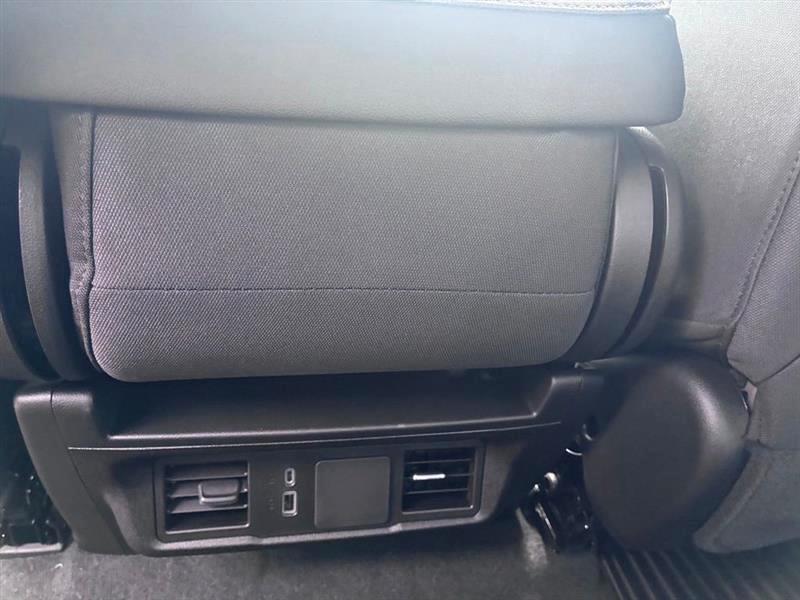 Chevrolet Silverado 1500 Custom Crew Cab 2WD 2026
