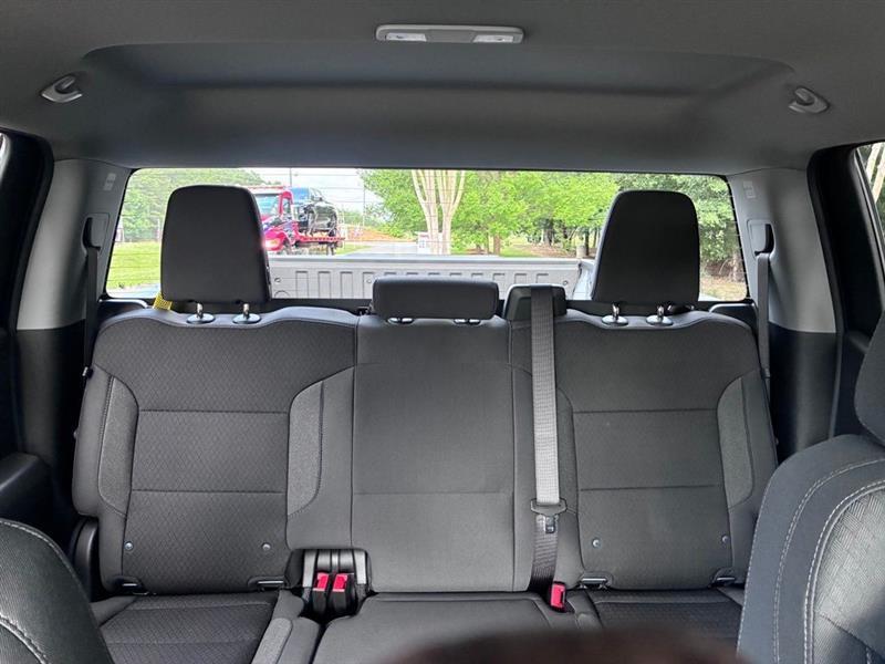 Chevrolet Silverado 1500 Custom Crew Cab 2WD 2026