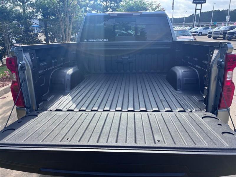 Chevrolet Silverado 1500 LT Crew Cab 2WD 2026