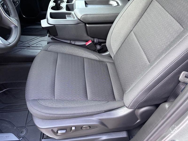 Chevrolet Silverado 1500 LT Crew Cab 2WD 2026
