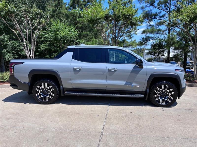 Chevrolet Silverado EV 2LT 2026