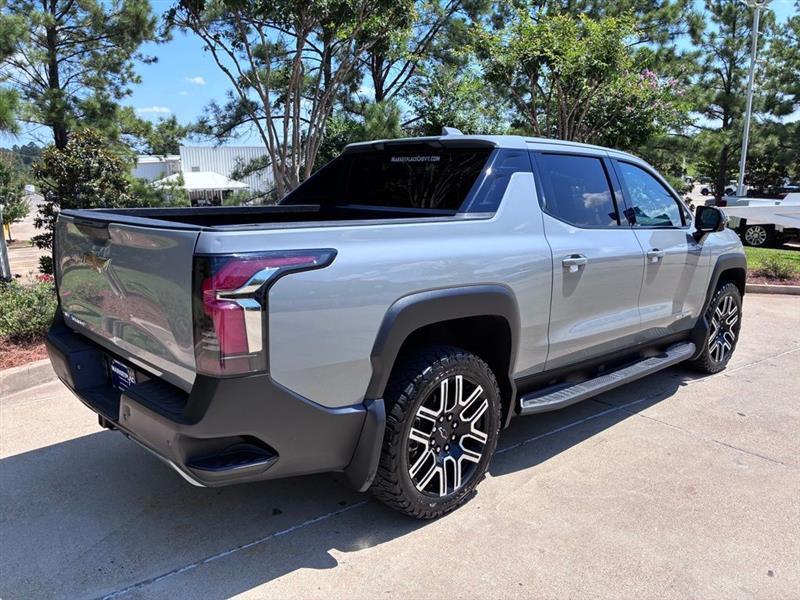 Chevrolet Silverado EV 2LT 2026