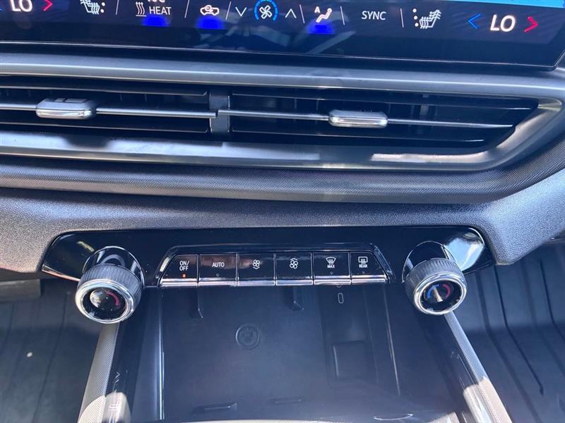 Chevrolet Silverado EV 2LT 2026