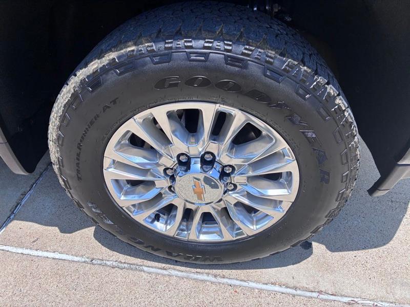 Chevrolet Silverado 3500HD High Country Crew Cab 4WD 2023