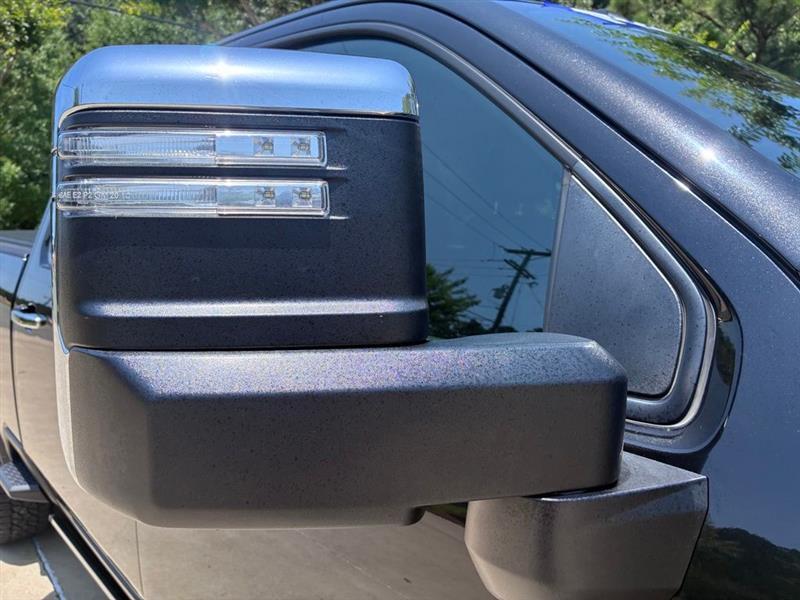Chevrolet Silverado 3500HD High Country Crew Cab 4WD 2023