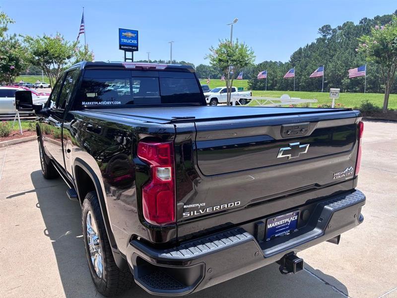Chevrolet Silverado 3500HD High Country Crew Cab 4WD 2023