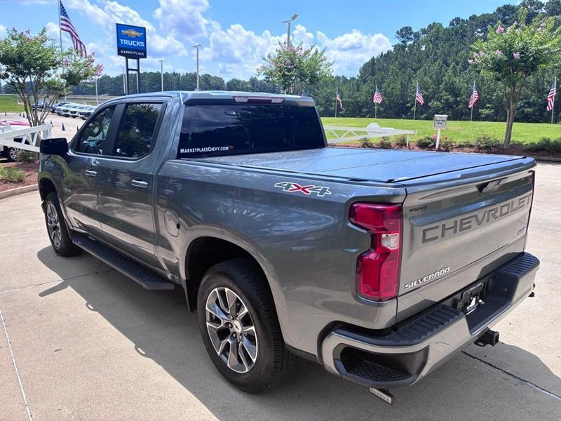 Chevrolet Silverado 1500 RST Crew Cab 4WD 2021