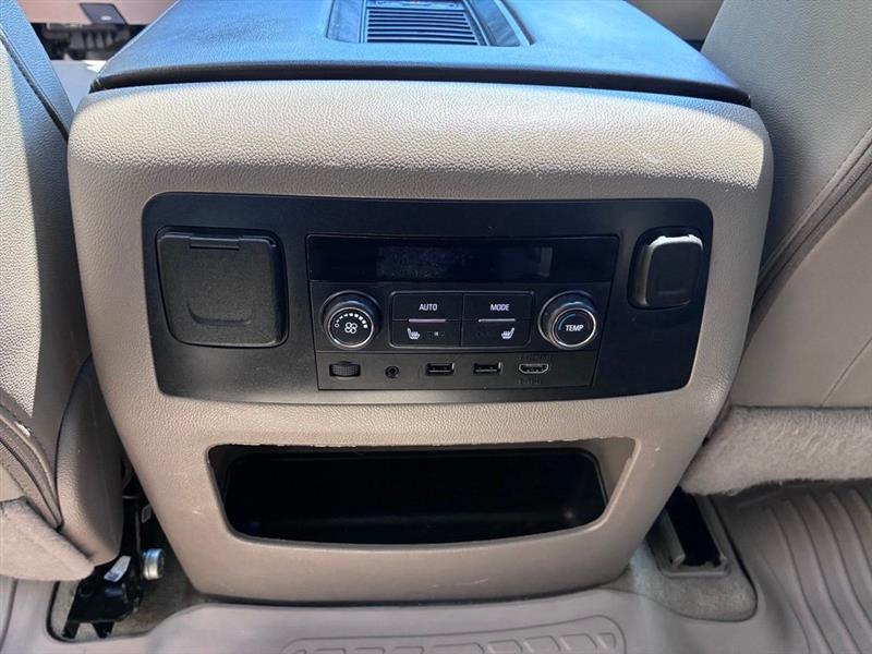 Chevrolet Suburban Premier 2WD 2018