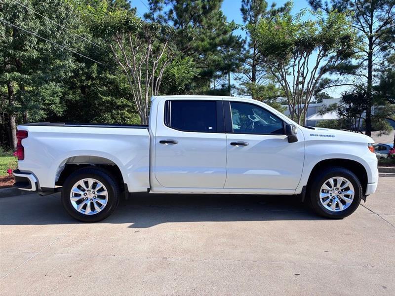 Chevrolet Silverado 1500 Custom Crew Cab 2WD 2026