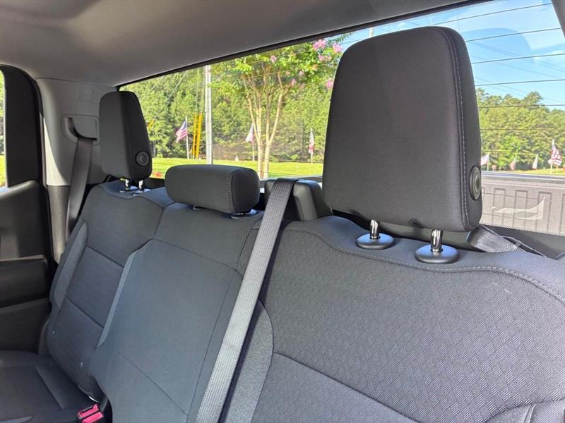 Chevrolet Silverado 1500 Custom Crew Cab 2WD 2026