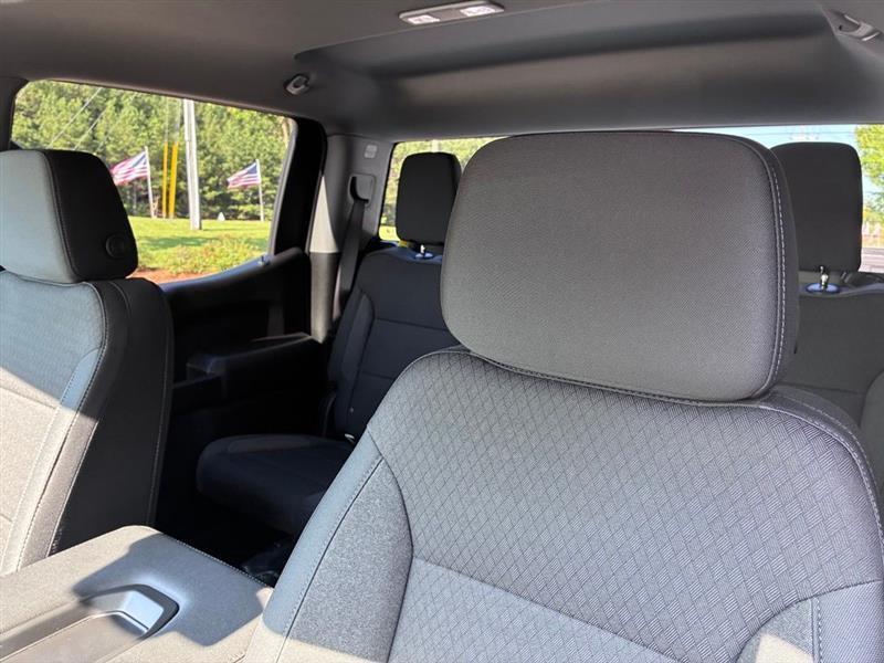 Chevrolet Silverado 1500 Custom Crew Cab 2WD 2026