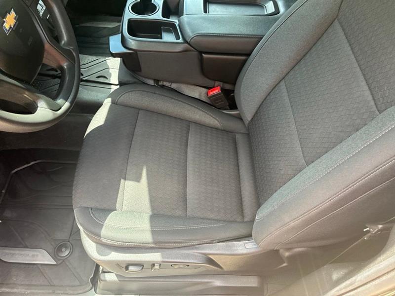 Chevrolet Silverado 1500 Custom Crew Cab 2WD 2024