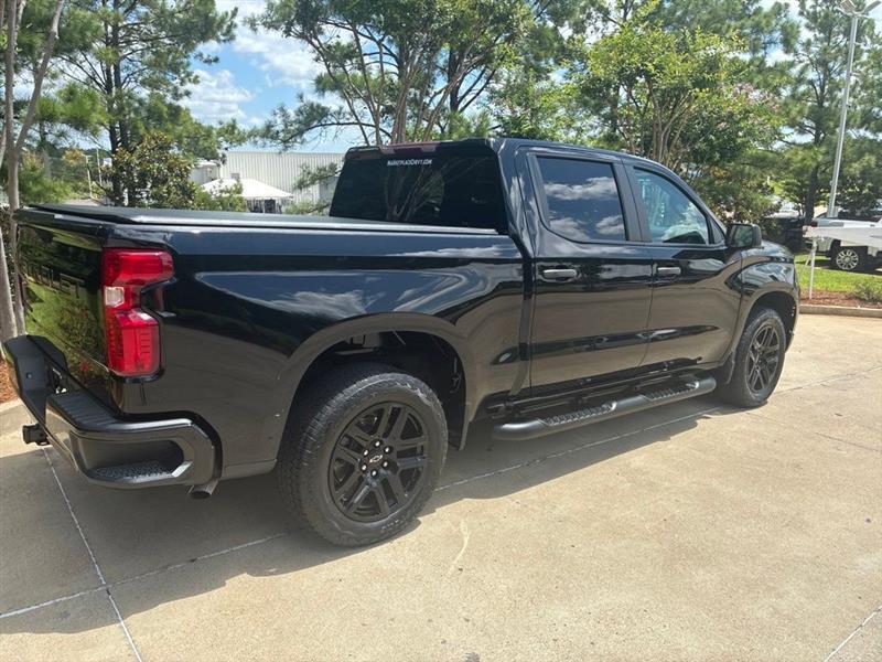 Chevrolet Silverado 1500 Custom Crew Cab 2WD 2024