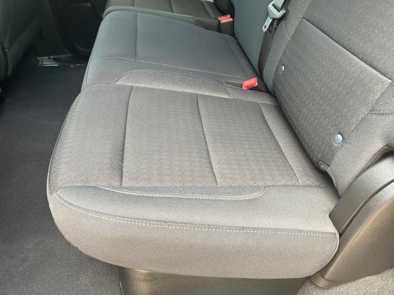 Chevrolet Silverado 1500 Custom Crew Cab 2WD 2024