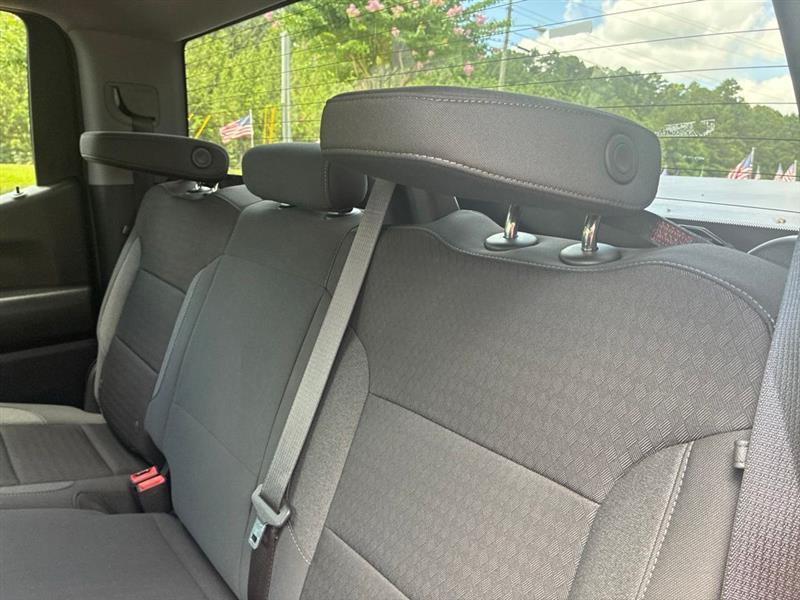 Chevrolet Silverado 1500 Custom Crew Cab 2WD 2024