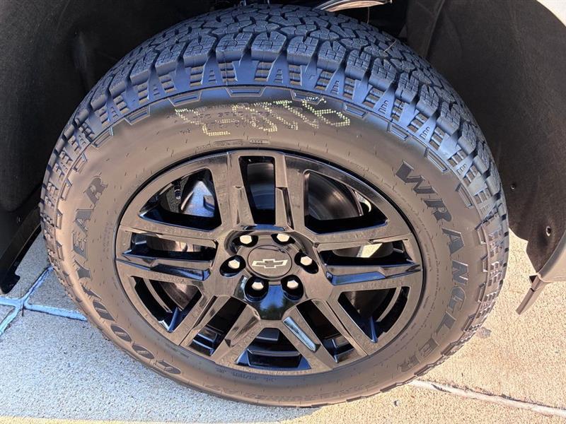 Chevrolet Silverado 1500 RST Select Package Crew Cab 4WD 2026