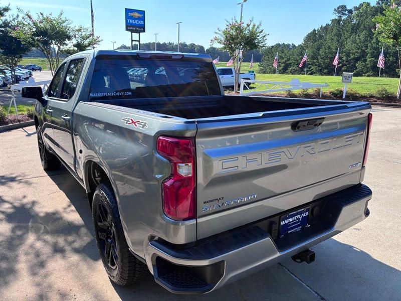 Chevrolet Silverado 1500 RST Select Package Crew Cab 4WD 2026