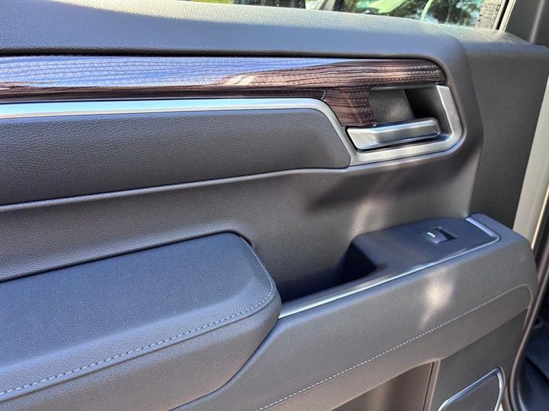 Chevrolet Silverado 1500 RST Select Package Crew Cab 4WD 2026