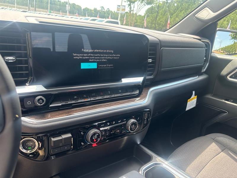 Chevrolet Silverado 1500 LT Crew Cab 2WD 2026