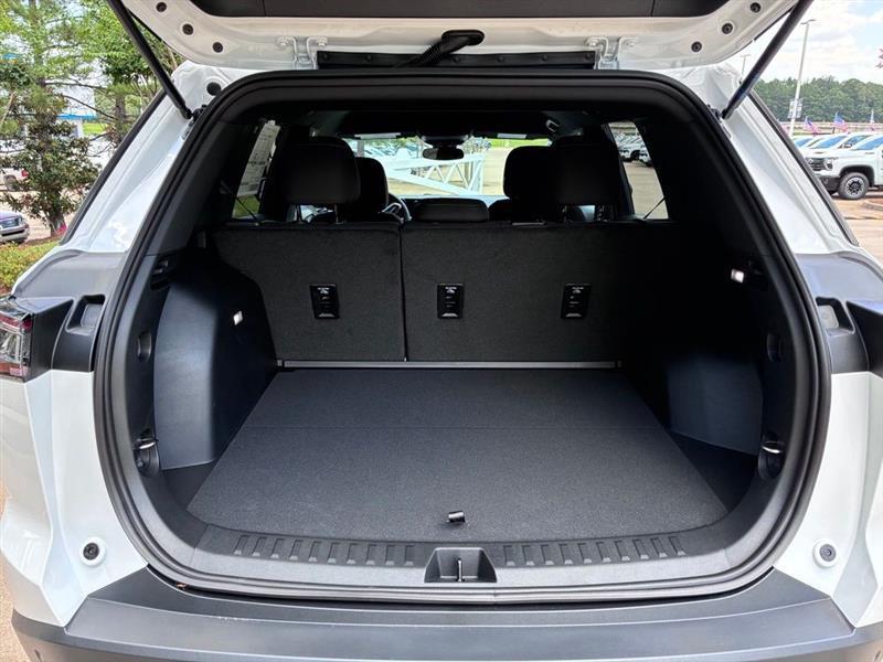 Chevrolet Equinox LT 2WD 2027