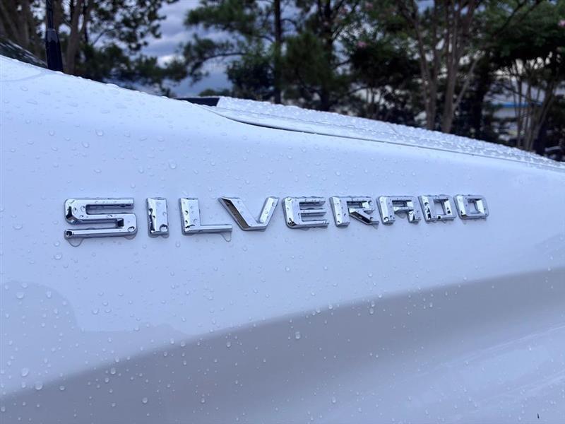 Chevrolet Silverado 1500 LT Crew Cab 2WD 2026