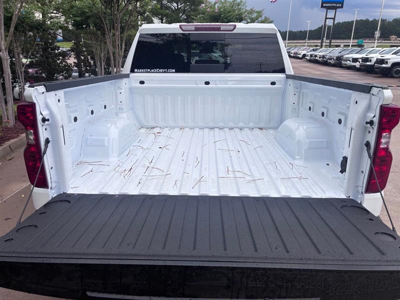 Chevrolet Silverado 1500 LT Crew Cab 2WD 2026