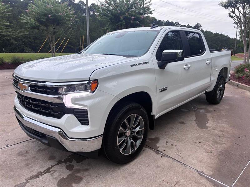 Chevrolet Silverado 1500 LT Crew Cab 2WD 2026