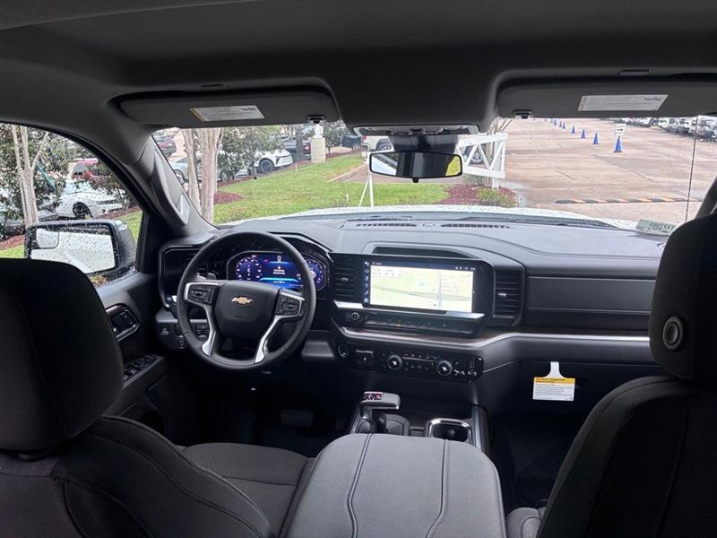 Chevrolet Silverado 1500 LT Crew Cab 2WD 2026