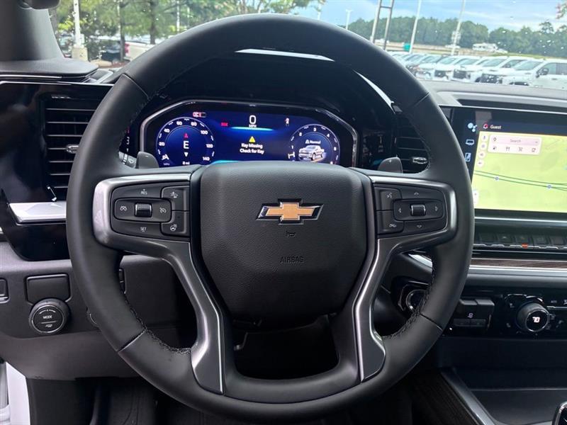Chevrolet Silverado 1500 LT Crew Cab 2WD 2026