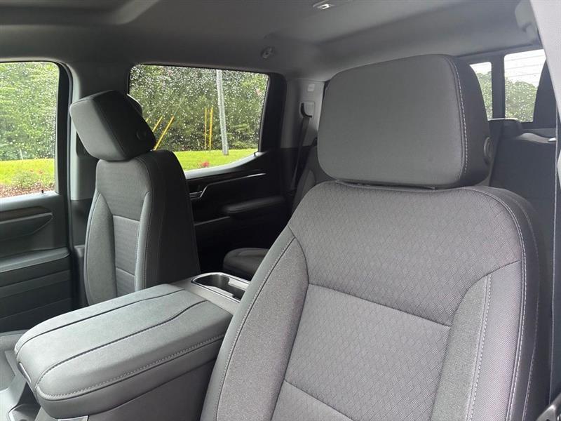 Chevrolet Silverado 1500 LT Crew Cab 2WD 2026