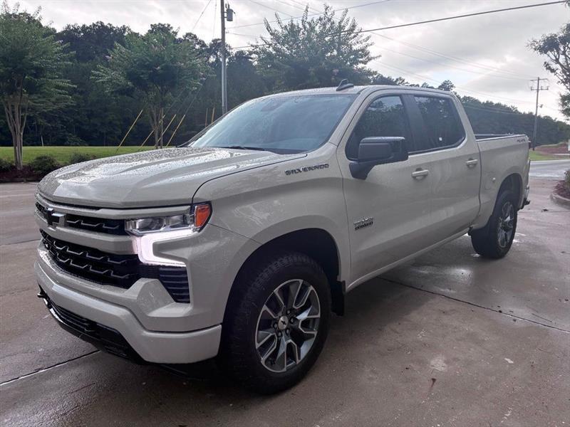Chevrolet Silverado 1500 RST Crew Cab 4WD 2026