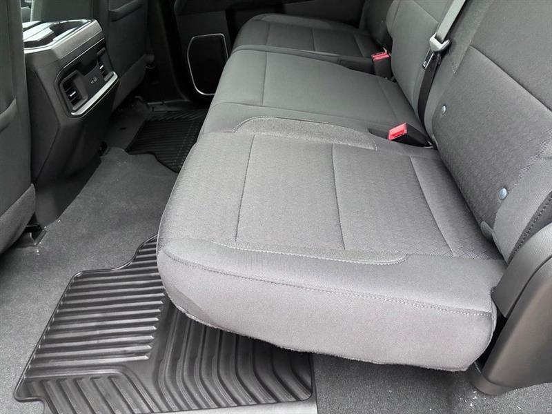 Chevrolet Silverado 1500 RST Crew Cab 4WD 2026